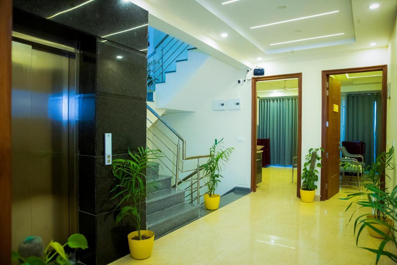 Lime Tree Luxury Studio - Service Apartment Near Artemis Hospital ,Gurgaon Eksteriør billede