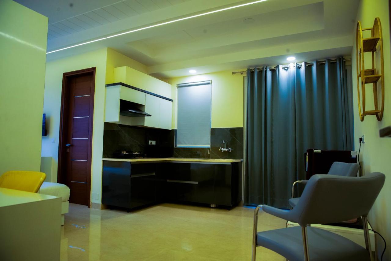 Lime Tree Luxury Studio - Service Apartment Near Artemis Hospital ,Gurgaon Eksteriør billede