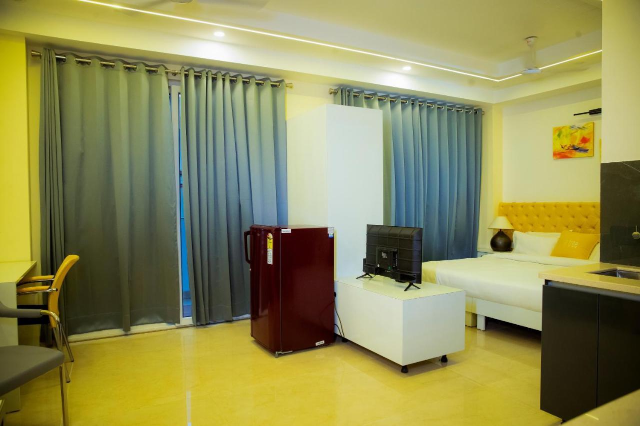 Lime Tree Luxury Studio - Service Apartment Near Artemis Hospital ,Gurgaon Eksteriør billede