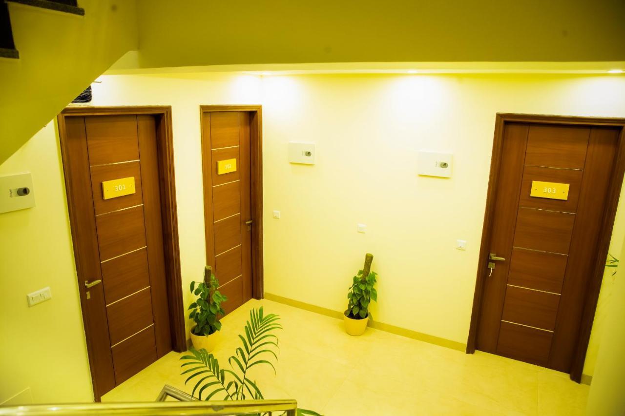 Lime Tree Luxury Studio - Service Apartment Near Artemis Hospital ,Gurgaon Eksteriør billede